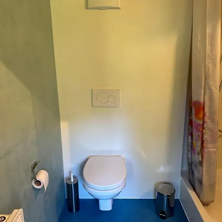 Gaestezimmer Mit Bad & Kueche Tanter Dossa