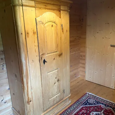 Gaestezimmer Mit Bad & Kueche Tanter Dossa Bed & Breakfast Scuol